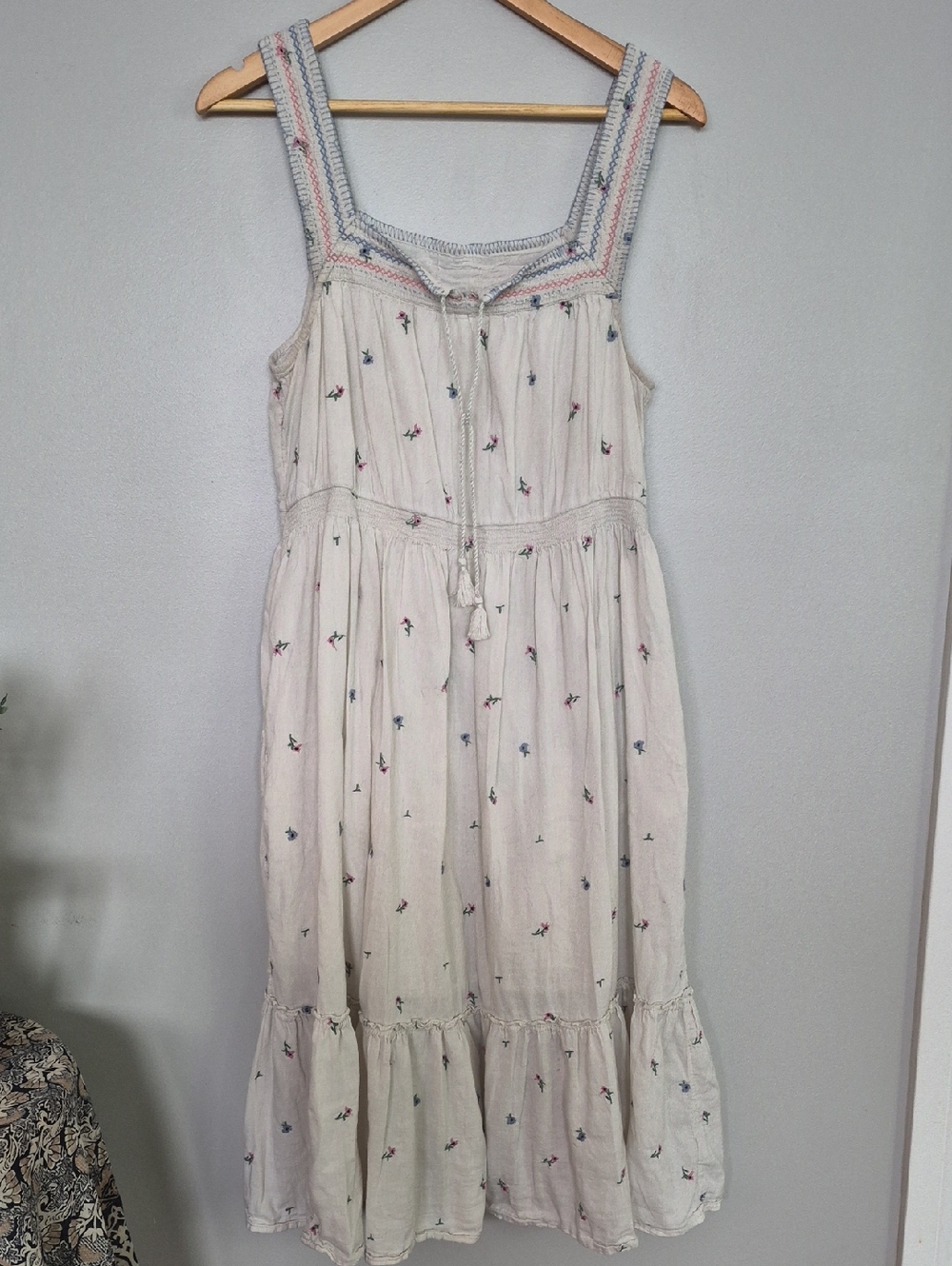 Old Navy Cream Floral Embroidered Sundress